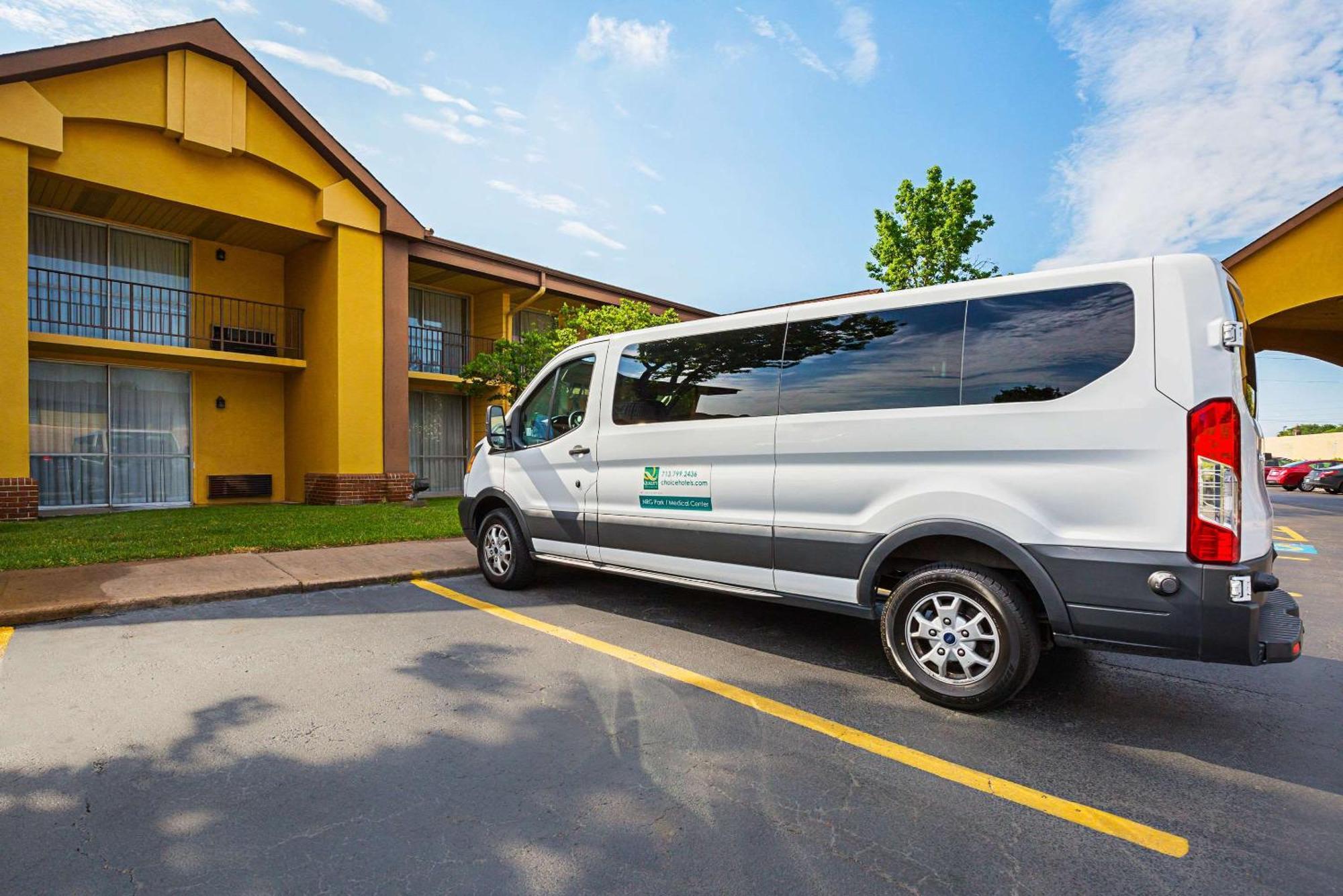 Quality Inn & Suites Nrg Park - Medical Center Houston Exterior photo