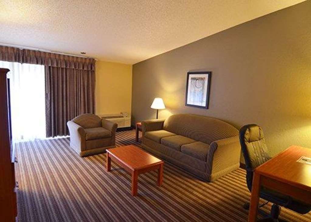 Quality Inn & Suites Nrg Park - Medical Center Houston Room photo