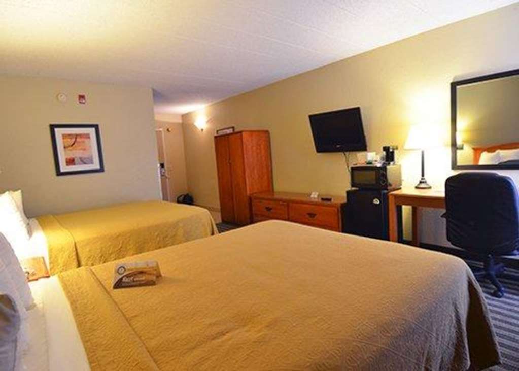 Quality Inn & Suites Nrg Park - Medical Center Houston Room photo